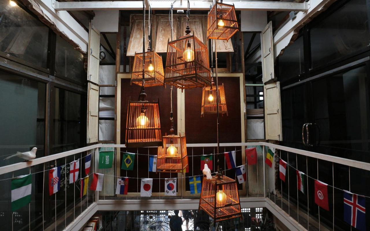 Nivas Siam Hostel Бангкок Экстерьер фото